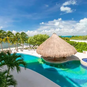 sunset-apartment-isla-mujeres-mexico.quintano-roohotels.com/